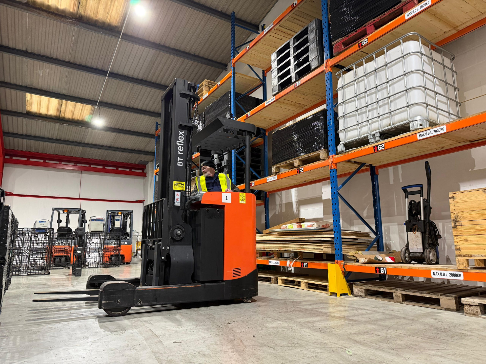 Reach Lift Truck